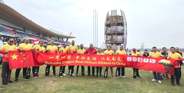 擁抱“一帶一路”！新明珠集團(tuán)助力世界級龍舟賽事，讓民族品牌走出國際范